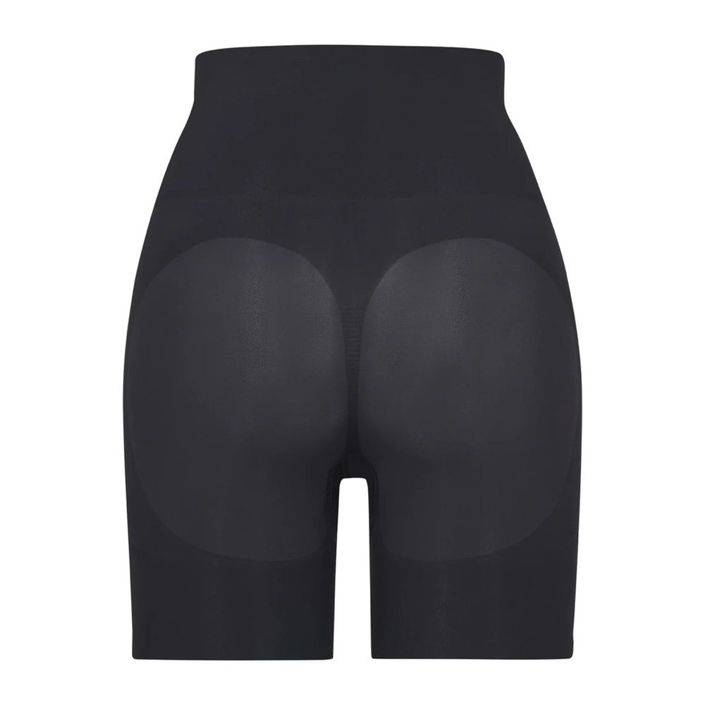 SKIMS Butt Enhancing Short Without Tags